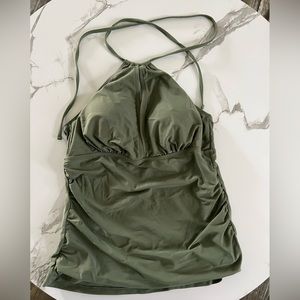 Size L new swim top